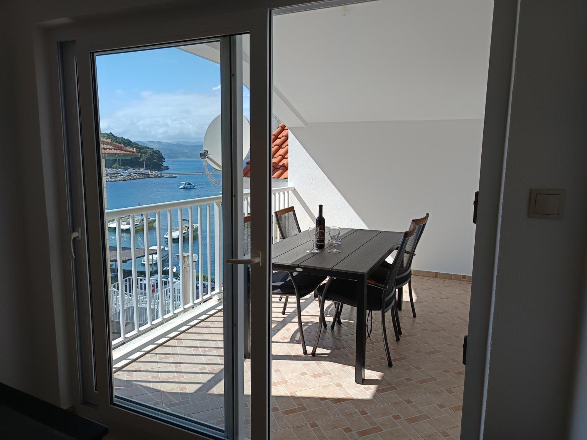 Vanda Seafront Superior Apartamento *